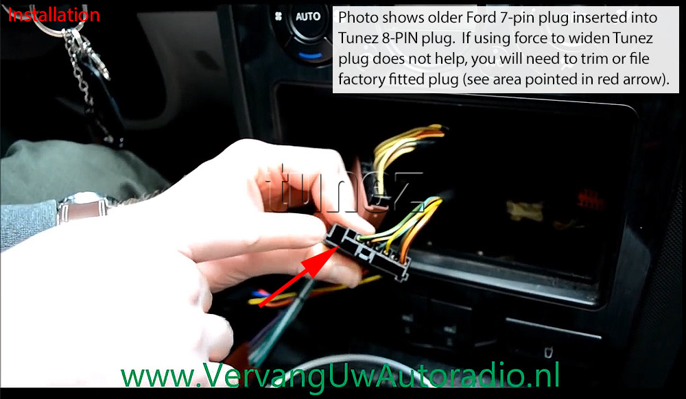 FC06DVD Ford Focus MK1 1998 1999 2000 2001 2002 2003 2004 1st Generation Gen 7-inch Double DIN Direct Loading design car DVD USB SD player FM radio stereo head unit details Aftermarket External and Internal Microphone Bluetooth RMVB AVI MP3 MP4 MKV 1080p Full High Definition FHD Fascia Facia Kit Plug & Play ISO Plug Wiring Harness Radio Adapter Steering Wheel Control Dimension Installation Free Reversing Camera Installation