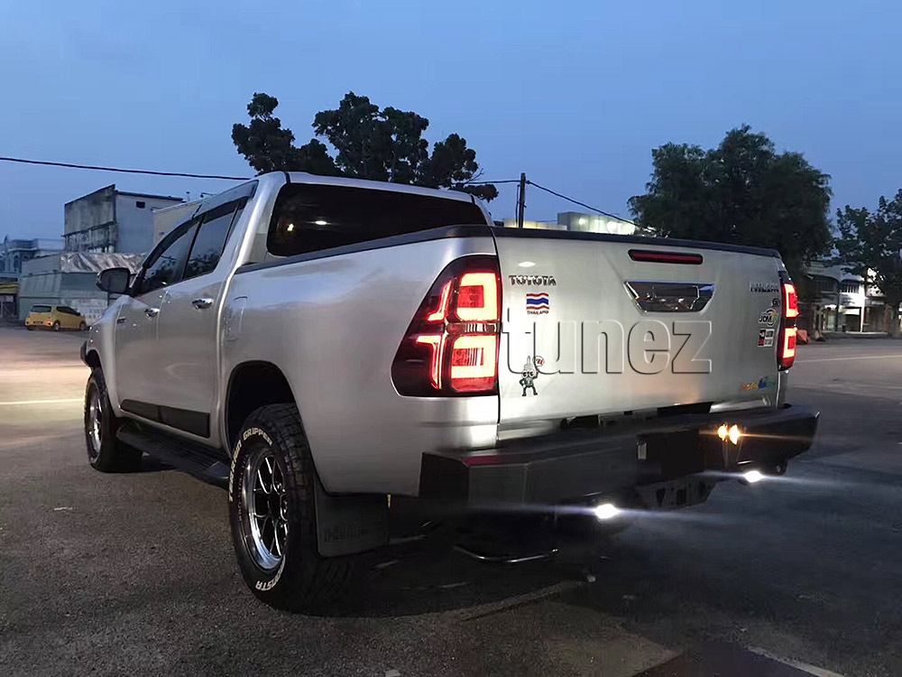 RLTH02 Toyota Hilux GUN GUN1 AN120 AN130 8th Generation Gen 2015 2016 2017 2018 2019 2020 SR SR5 Workmate Hi-Rider Active Icon Invincible Smoked Brake Full LED Tail Rear Lamp Lights For Car Truck Smoke Autotunez Tunez Taillights Rear Lamp Light Aftermarket Pair OEM Sequential Turn Signal Reversing Compatible