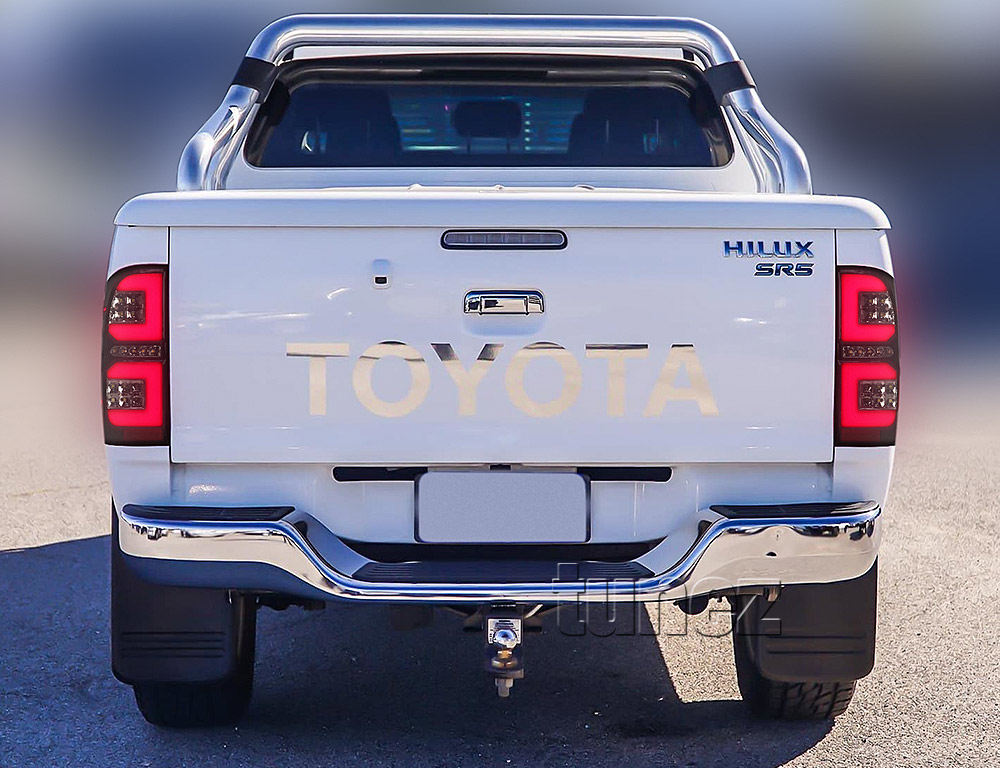 RLTH06 Toyota Hilux 7th Generation Gen 2004 2005 2006 2007 2008 2009 2010 2011 2012 2013 2014 2015 SR SR5 Workmate Invincible Icon Active SR SR5 Workmate Smoked Transparent LED Smoked LED COB Tail Rear Lamp Sequential Turn Signal Lights For Car Smoke AT Taillights Rear Lamp Light Aftermarket Pair